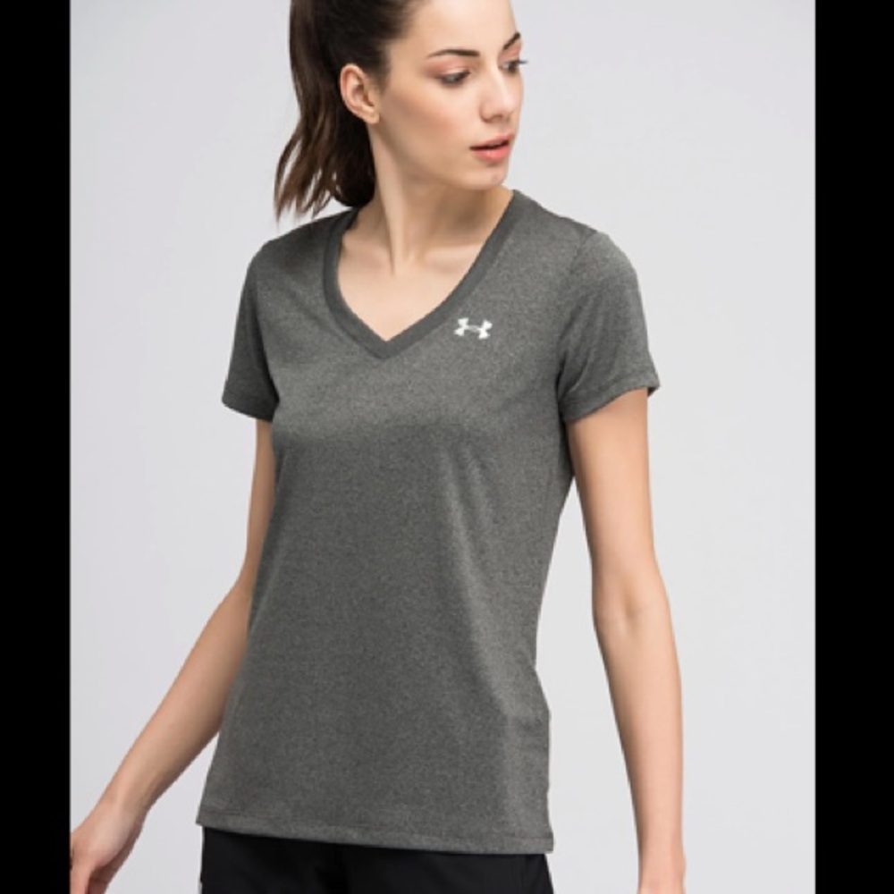 UNDER ARMOUR Women's Tech V-Neck Short Sleeve T-Shirt | XS